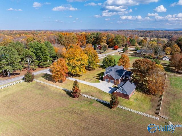 506 Mulberry Road, Hazel Green, AL 35750