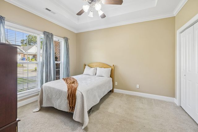 1004 Grey Oaks Lane, Chattanooga, TN 37421