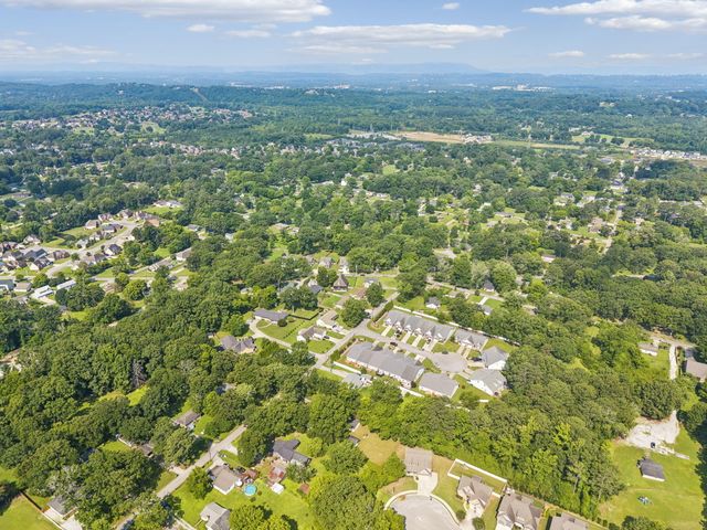 1004 Grey Oaks Lane, Chattanooga, TN 37421