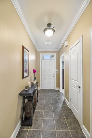 1004 Grey Oaks Lane, Chattanooga, TN 37421