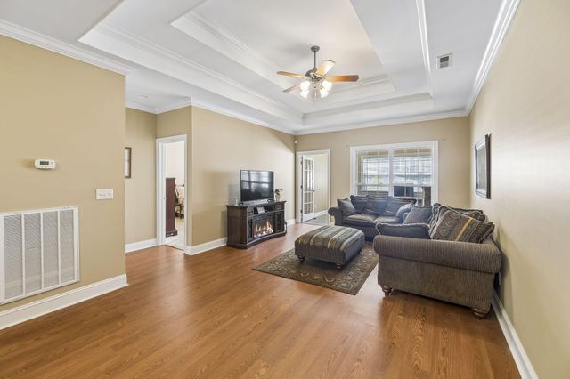 1004 Grey Oaks Lane, Chattanooga, TN 37421