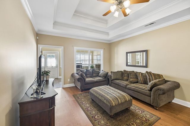 1004 Grey Oaks Lane, Chattanooga, TN 37421