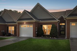 1004 Grey Oaks Lane, Chattanooga, TN 37421