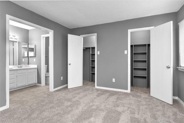 11330 Sunfish Lane, Houston, TX 77067