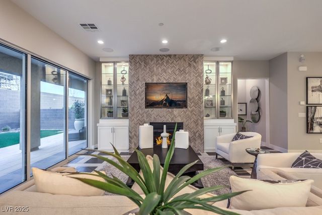 2542 Strathmill Avenue, Henderson, NV 89044