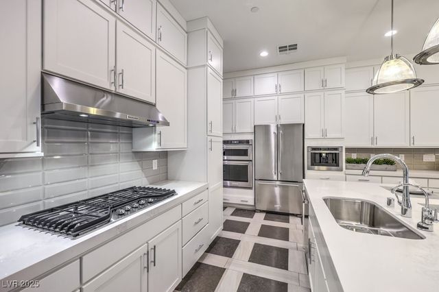 2542 Strathmill Avenue, Henderson, NV 89044