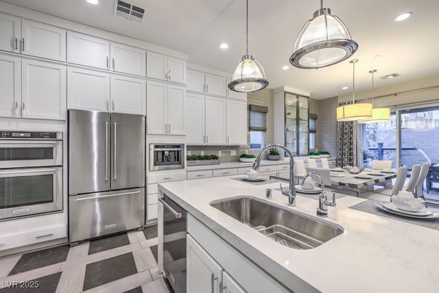 2542 Strathmill Avenue, Henderson, NV 89044