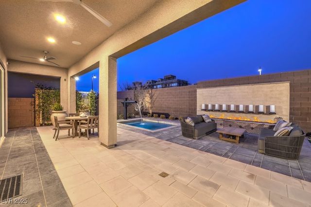 2542 Strathmill Avenue, Henderson, NV 89044