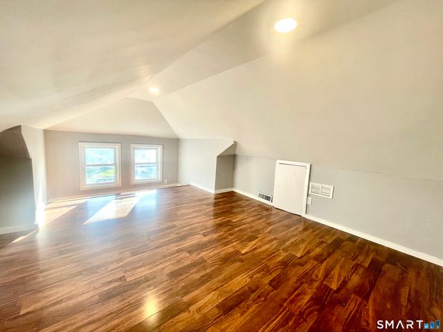 87 Melrose Avenue, Waterbury, CT 06705