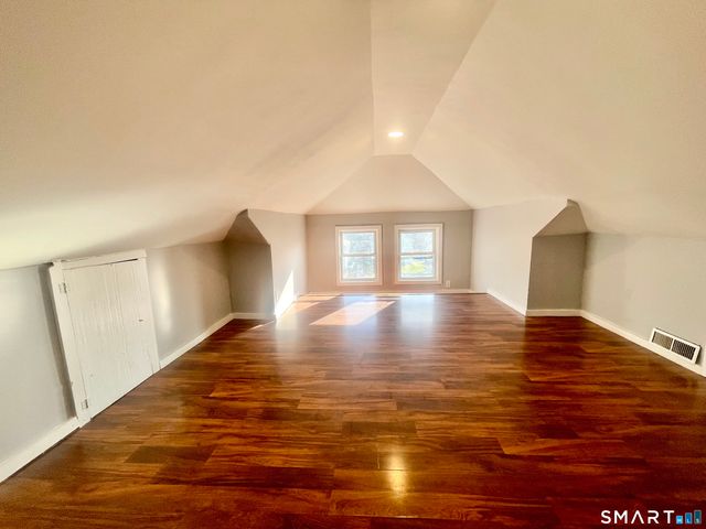 87 Melrose Avenue, Waterbury, CT 06705