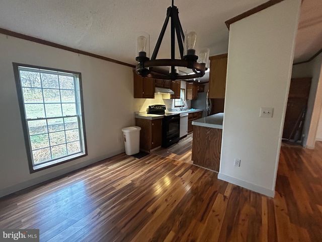 4437 SCOTLAND MAIN ST, Chambersburg, PA 17202