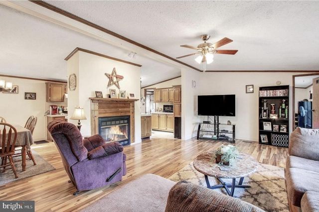 4437 SCOTLAND MAIN ST, Chambersburg, PA 17202