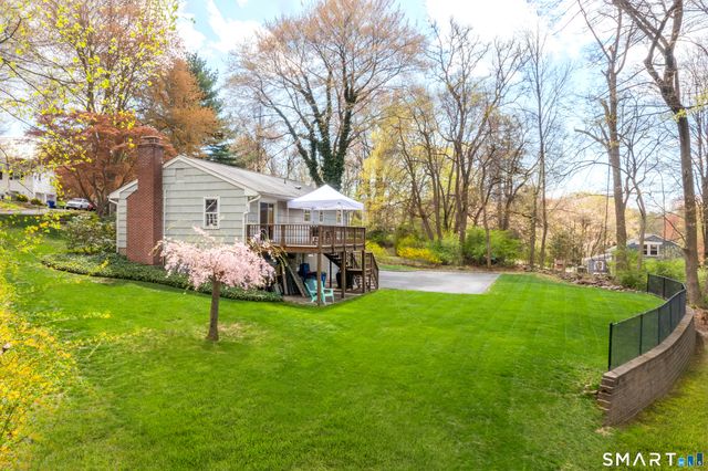 54 Bunnell Circle, Fairfield, CT 06825