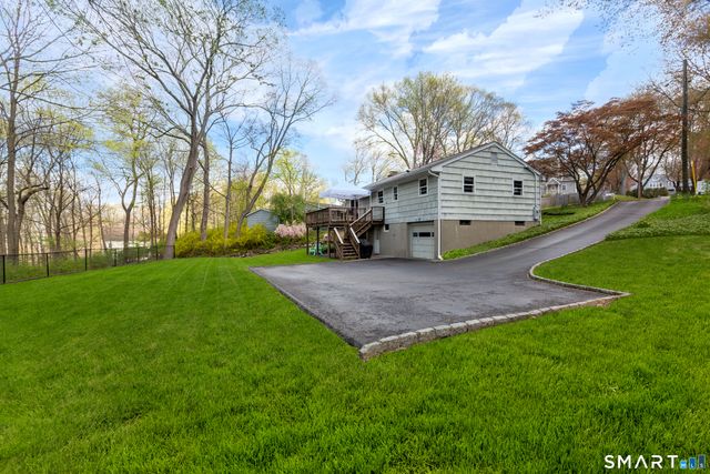 54 Bunnell Circle, Fairfield, CT 06825
