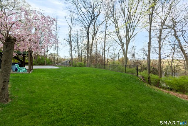54 Bunnell Circle, Fairfield, CT 06825