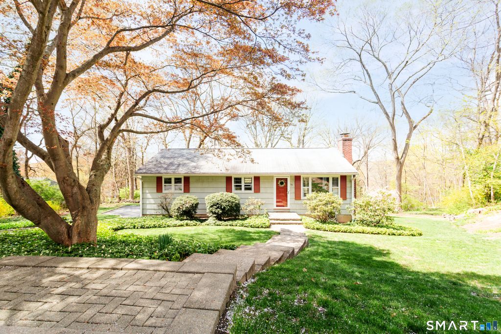 54 Bunnell Circle, Fairfield, CT 06825