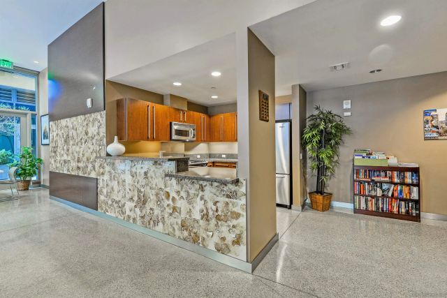 350 11th Ave. 341, San Diego, CA 92101
