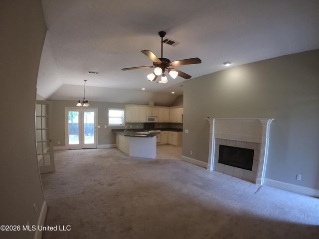 124 Hunters Row, Madison, MS 39110