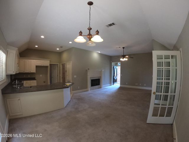 124 Hunters Row, Madison, MS 39110