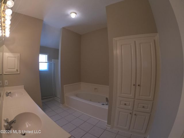 124 Hunters Row, Madison, MS 39110