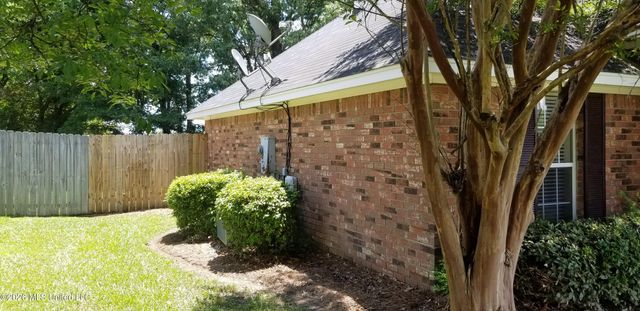 124 Hunters Row, Madison, MS 39110