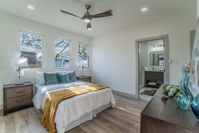 5914 Victor Street, Dallas, TX 75214