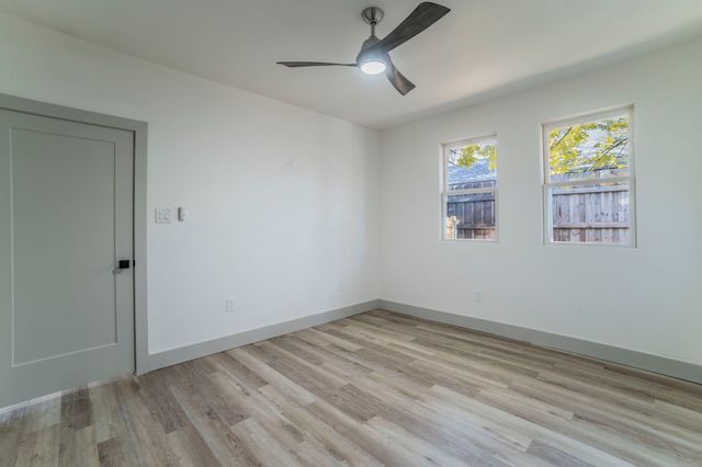 5914 Victor Street, Dallas, TX 75214