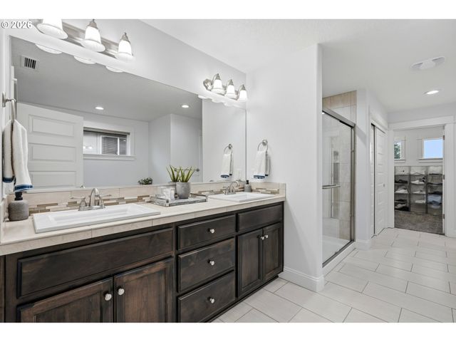 2923 Sw 40TH St, Gresham, OR 97080