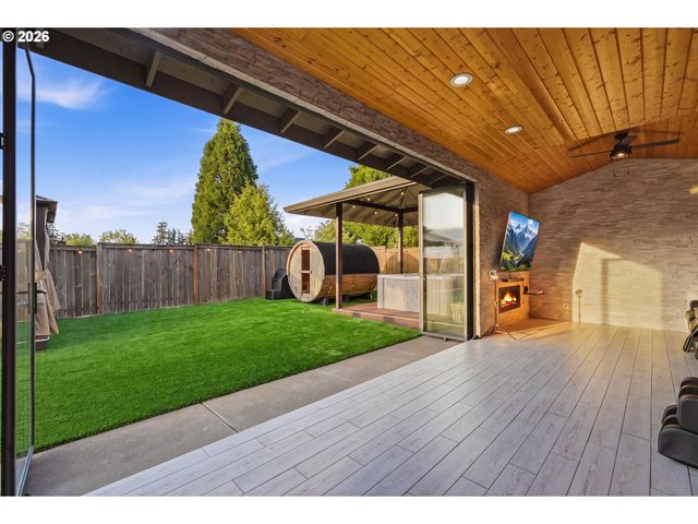 2923 Sw 40TH St, Gresham, OR 97080