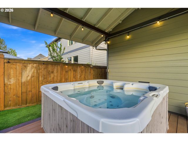 2923 Sw 40TH St, Gresham, OR 97080