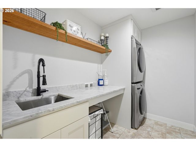 2923 Sw 40TH St, Gresham, OR 97080
