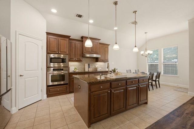 15841 River Glen Drive, Frisco, TX 75035