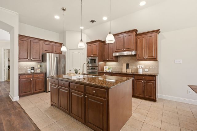 15841 River Glen Drive, Frisco, TX 75035