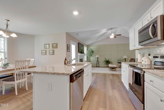 42 Voyage Circle, Smithfield, NC 27577