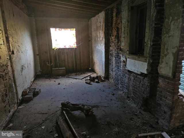 1145 MYRTLE AVE, Baltimore, MD 21201