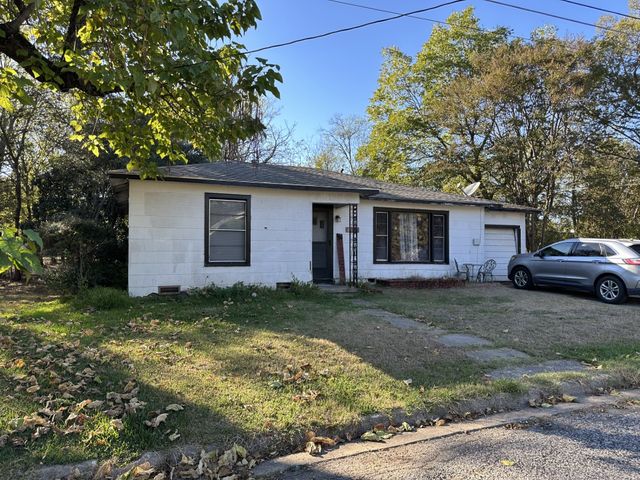 2505 Campbell Street, Commerce, TX 75428