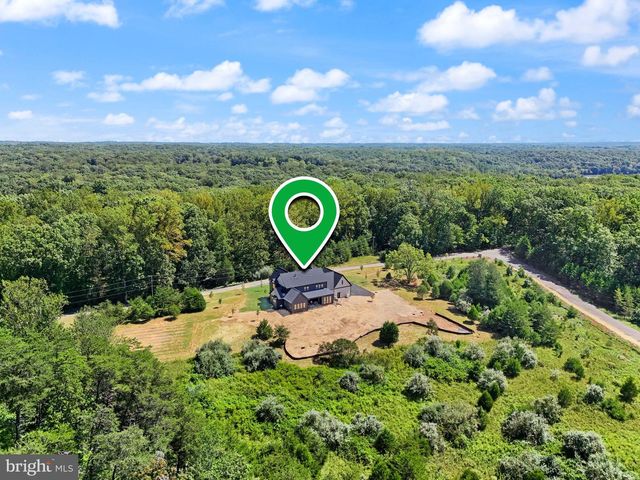 7924 EVANS FORD RD, Clifton, VA 20124