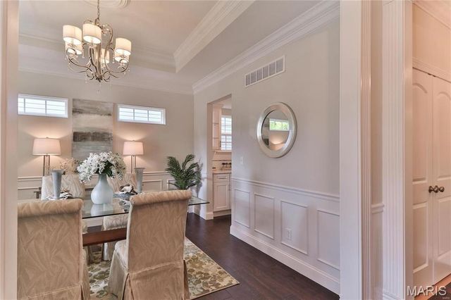214 Topton Way, Clayton, MO 63105