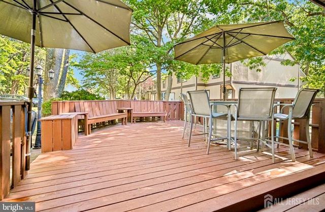 1502 Bromley Estates, Clementon, NJ 08021