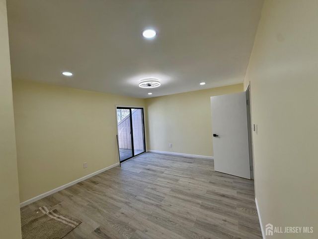 1502 Bromley Estates, Clementon, NJ 08021