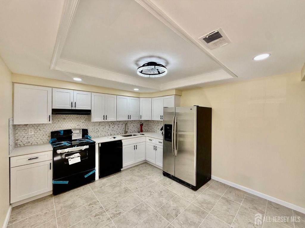 1502 Bromley Estates, Clementon, NJ 08021