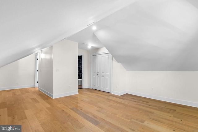 713 CROISSANT PL SE, Washington, DC 20019