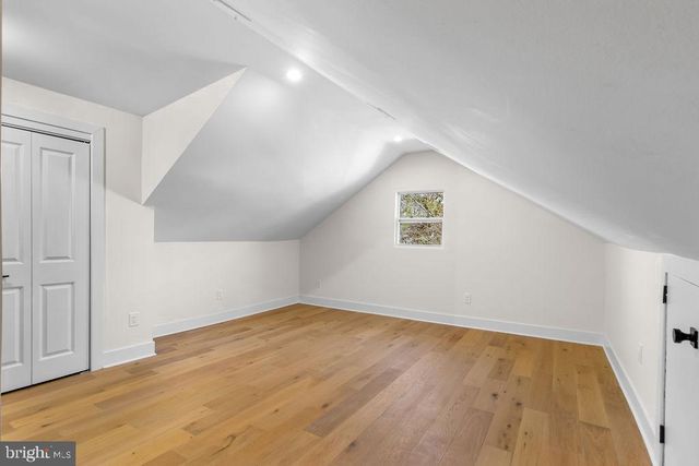 713 CROISSANT PL SE, Washington, DC 20019