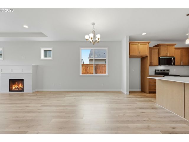630 E Fourth St, Yamhill, OR 97148