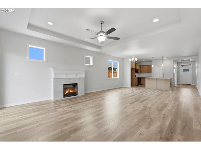 630 E Fourth St, Yamhill, OR 97148