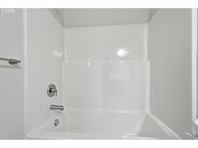 630 E Fourth St, Yamhill, OR 97148