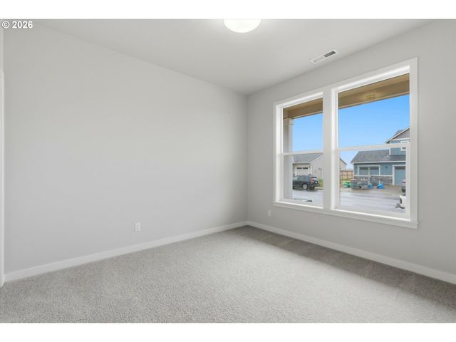630 E Fourth St, Yamhill, OR 97148