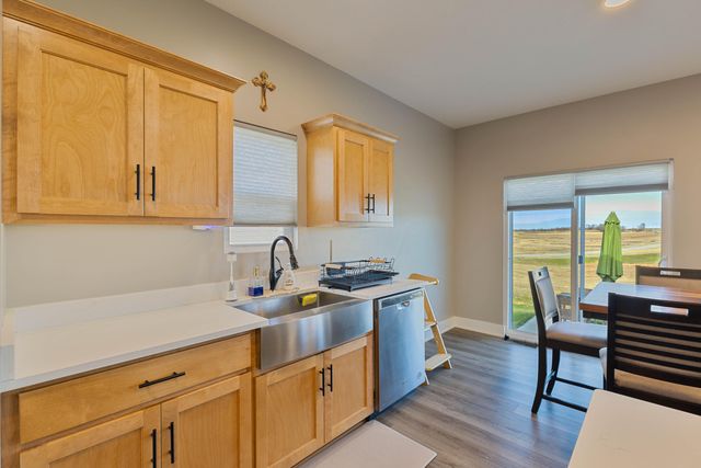 1046 DEVERON Drive, Council Bluffs, IA 51503