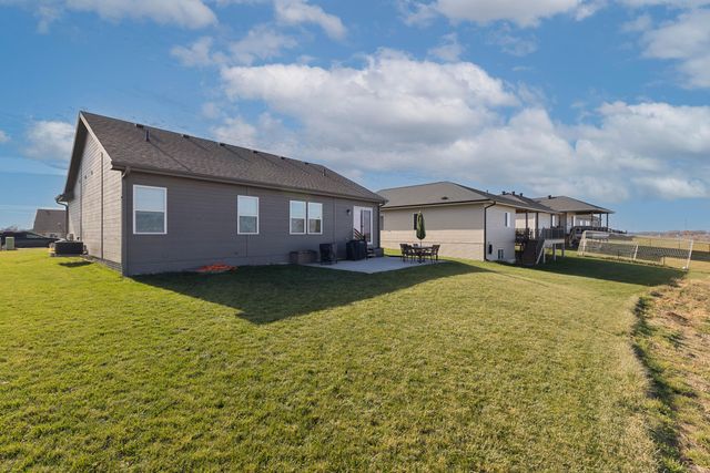 1046 DEVERON Drive, Council Bluffs, IA 51503