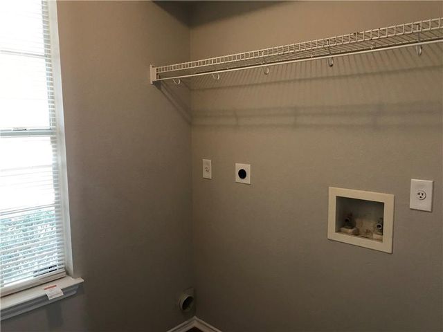 1251 Pine Portage LOOP, Leander, TX 78641